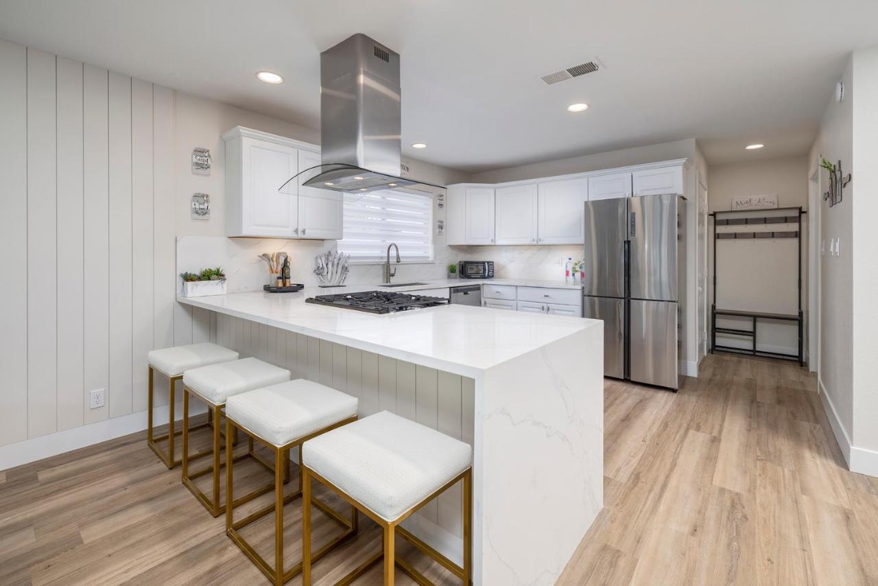 Single Story Minutes From Summerlin With Rv Parking & Dog Friendly Las Vegas Exterior foto